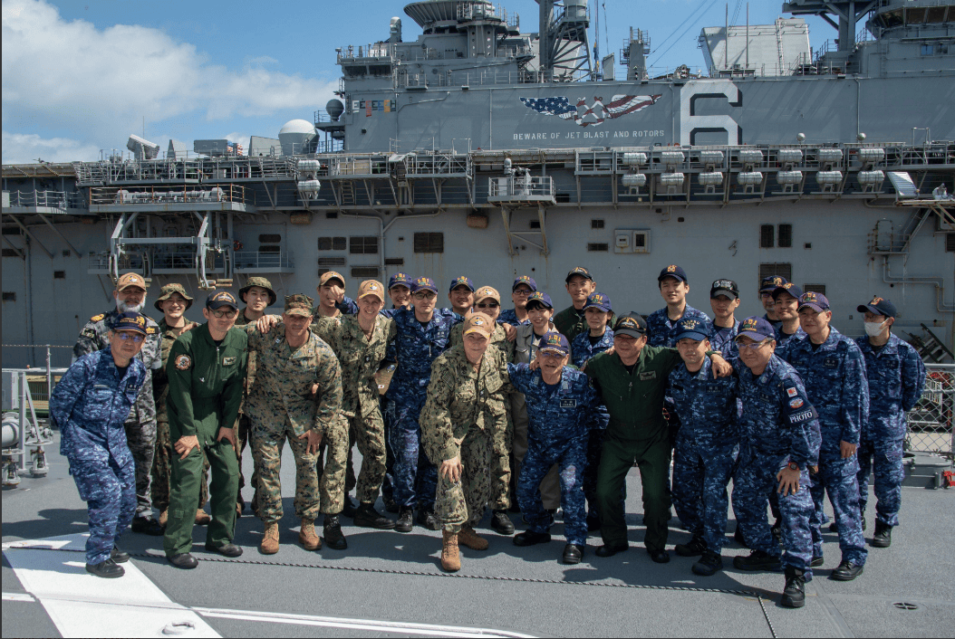 皇冠信用网代理注册_山东舰闯入美菲军演核心火力网皇冠信用网代理注册,菲律宾瞬间慌乱,美国“击沉”计划面临崩溃!