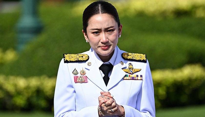 皇冠代理註冊_被暂停泰国总理之职皇冠代理註冊,佩通坦提前布局将继续任内阁部长