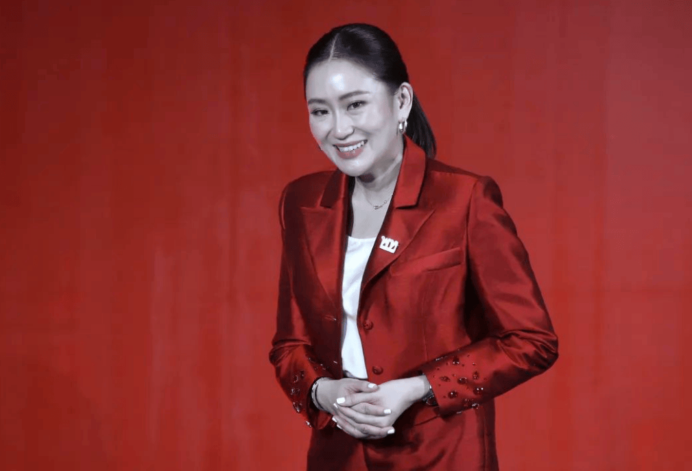 巴西足球联赛
_佩通坦也不是好欺负的巴西足球联赛
,双管齐下,强力反击洪森,事情不简单