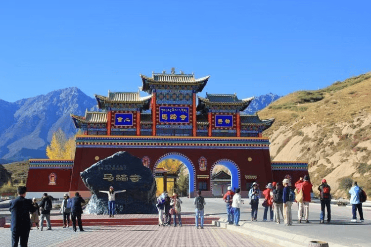 如何找当地皇冠代理_甘肃马蹄寺景区被曝收300元/人“天价过路费”如何找当地皇冠代理,当地文旅部门:属实,已下发整改函