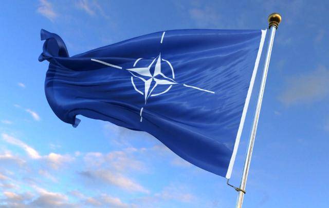 皇冠信用网开户要钱吗
_18个月内皇冠信用网开户要钱吗
,32国要与中俄同时开战?北约没想到,俄罗斯反应这么大