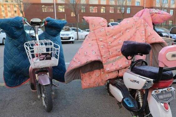 皇冠信用盘账号
_上海街头一女子突然倒地皇冠信用盘账号
，满脸是血！很多人用过，已致多起意外！赶快赶快