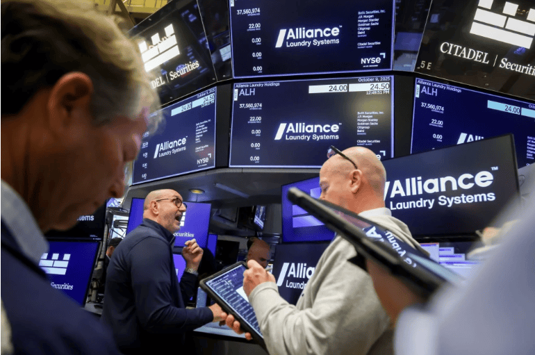 足球管理平台出租
_金灿荣:中国“六连鞭”痛打美国足球管理平台出租
,特朗普撒泼了