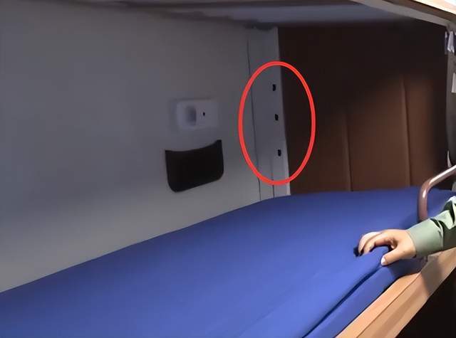 皇冠信用网申请
_双层软卧变三层硬卧!福建舰宿舍首次公开皇冠信用网申请
,咋比辽宁山东舰还挤?