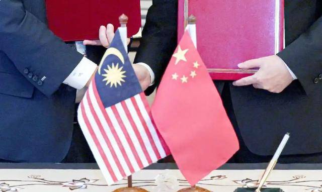 皇冠信用网代理
_与美国签协议皇冠信用网代理
,犯了众怒!中方严正关切,马来西亚急赴华澄清