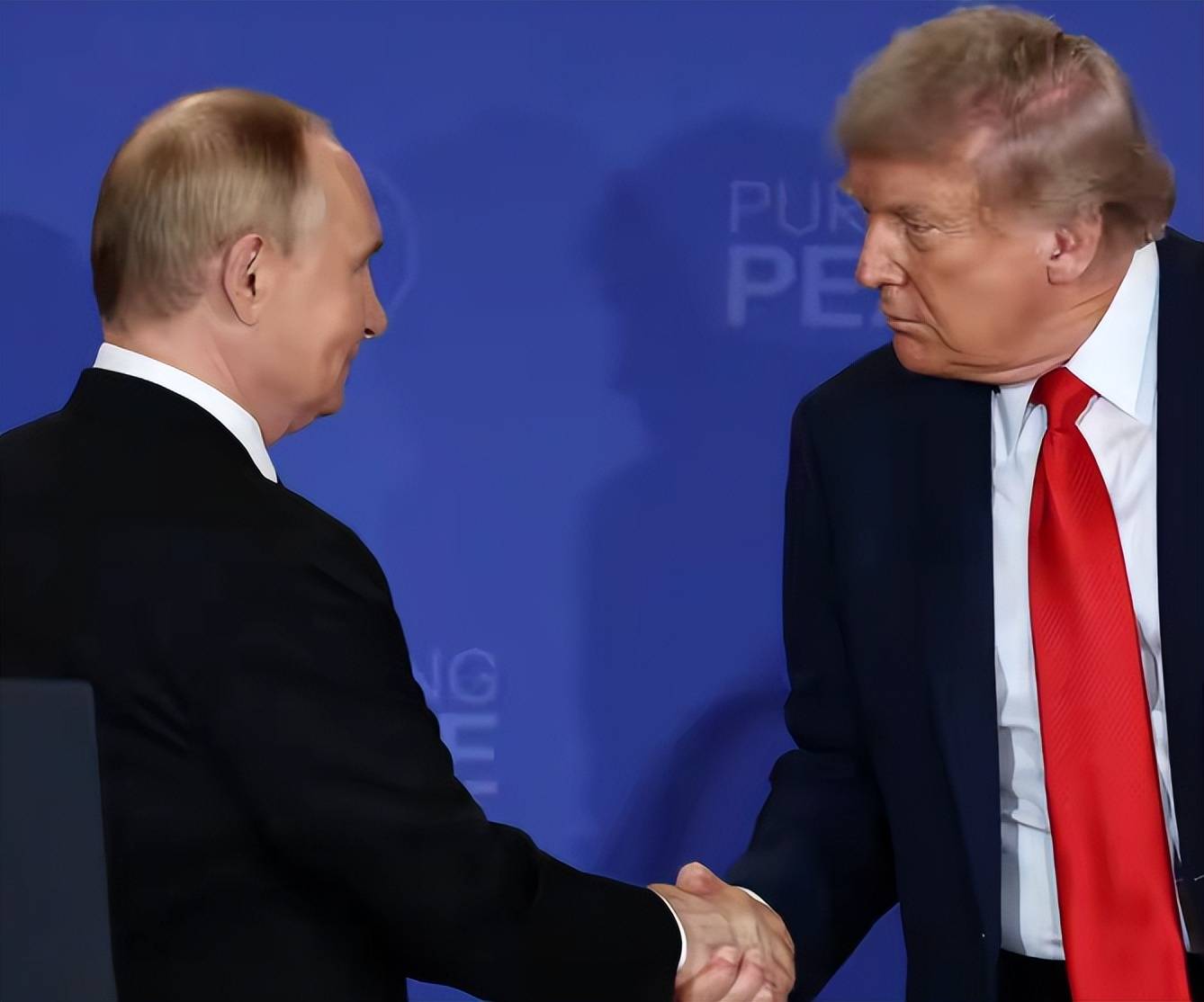 巴塞罗那足球
_结束了!泽连斯基发表全国讲话巴塞罗那足球
,28条砍至19条换和平,乌克兰人狂欢:终于不用提心吊胆