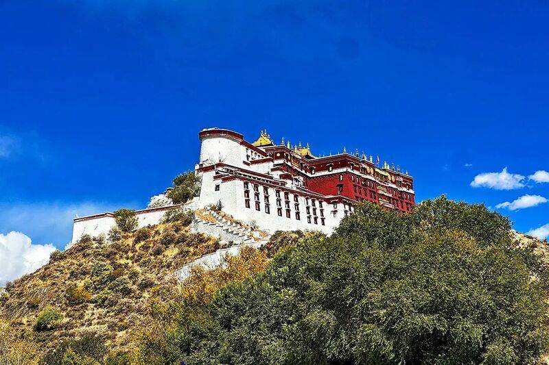 欧洲附加赛D组
_扬泰机场拉萨航线成功首航欧洲附加赛D组
,扬泰两市与雪域高原架起空中金桥