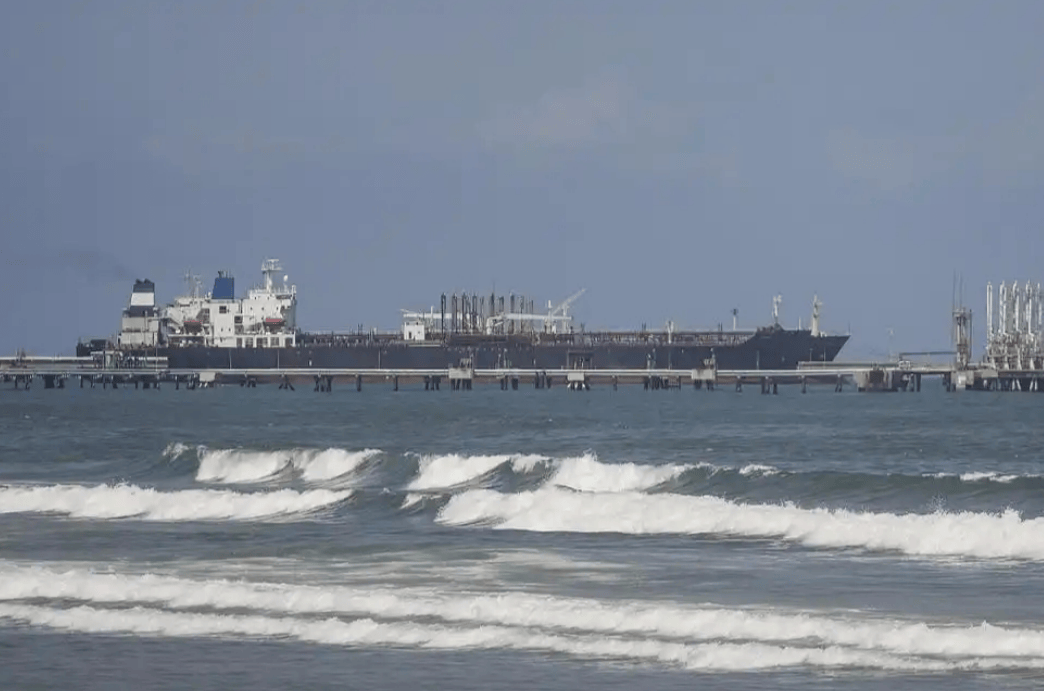 怎么申请皇冠信用网代理_美军海上强权试探中国底线怎么申请皇冠信用网代理,香港油轮被扣引发国际舆论,中方要如何应对?