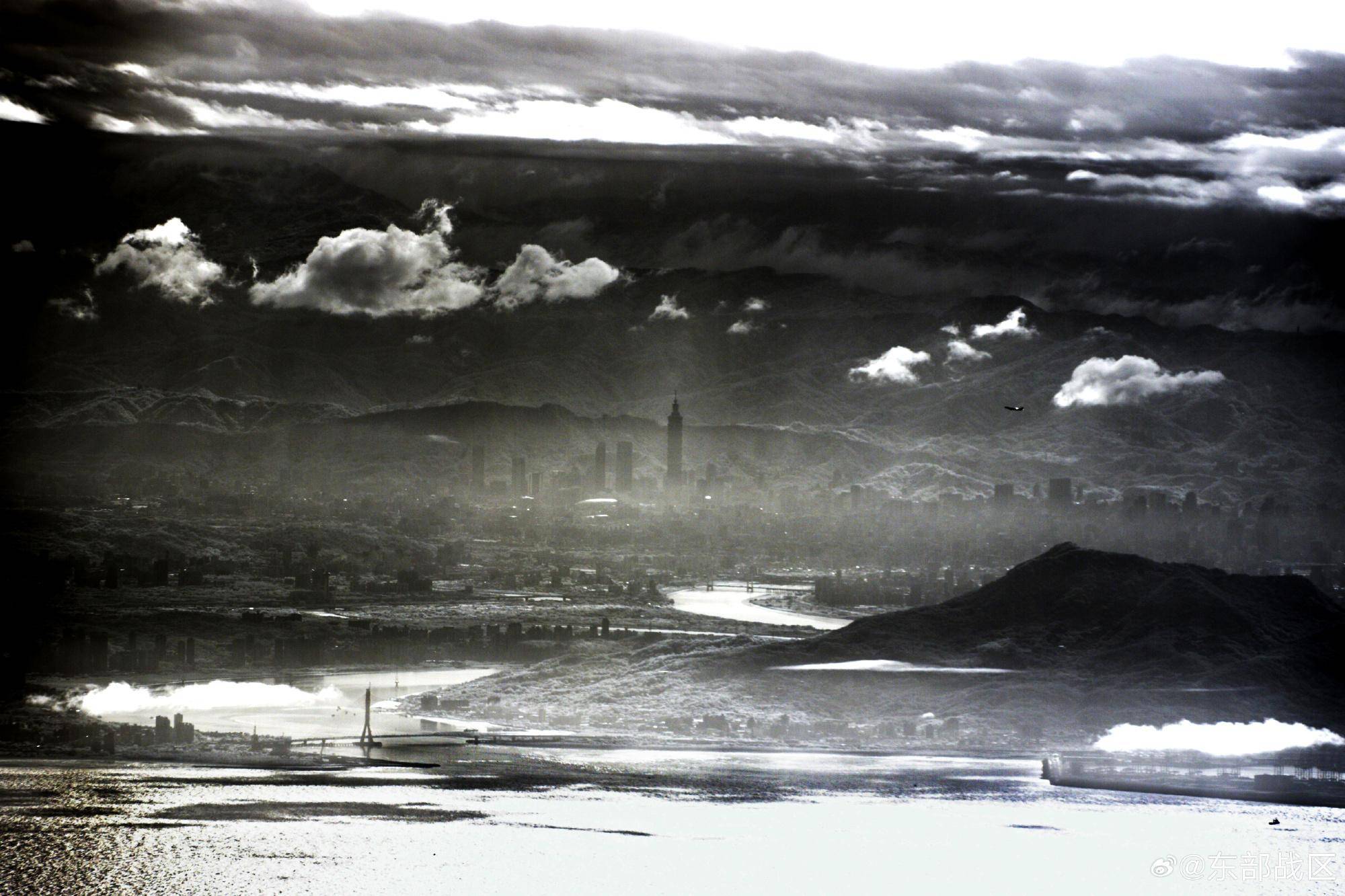 皇冠公司的代理怎么拿_解放军无人机飞临淡水河口皇冠公司的代理怎么拿，战时将监控台北，封住赖清德逃跑要道