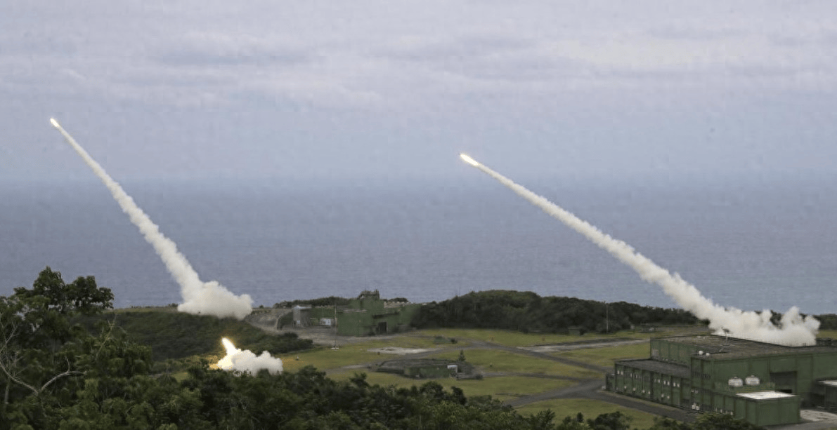 皇冠信用代理流程_111门海马斯射程覆盖福建沿海皇冠信用代理流程,歼-20完全体亮相,战时必将其摧毁