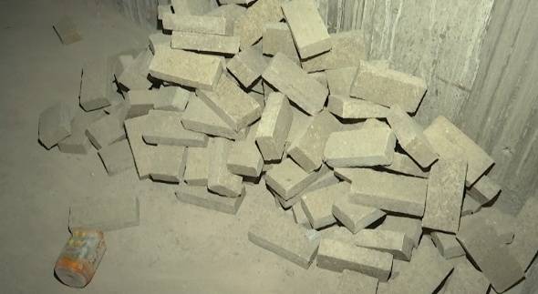 皇冠代理登3
_贵阳一小区停车场出现“暗门”皇冠代理登3
,打开后竟发现……业主:牵扯到33层楼住户的安全!