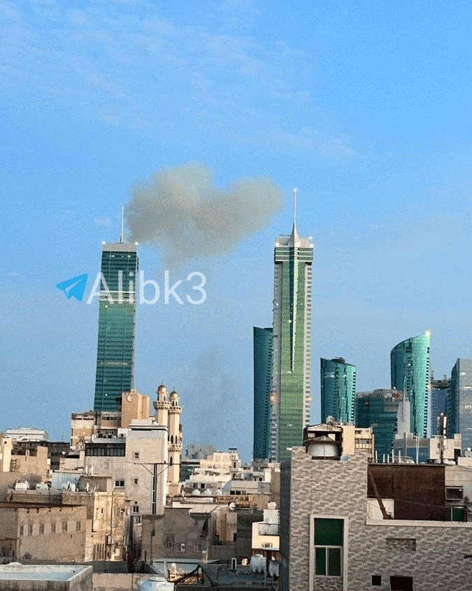 世界杯皇冠代理平台 _伊朗使用子母弹轰炸以色列世界杯皇冠代理平台 ，意图实施“斩首”，以媒拍到下落画面