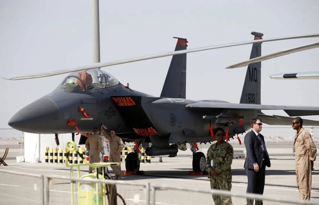 皇冠信用网账号注册_美军营救飞行员更多细节披露:在伊境内秘密修跑道皇冠信用网账号注册,特朗普放弃高尔夫看营救