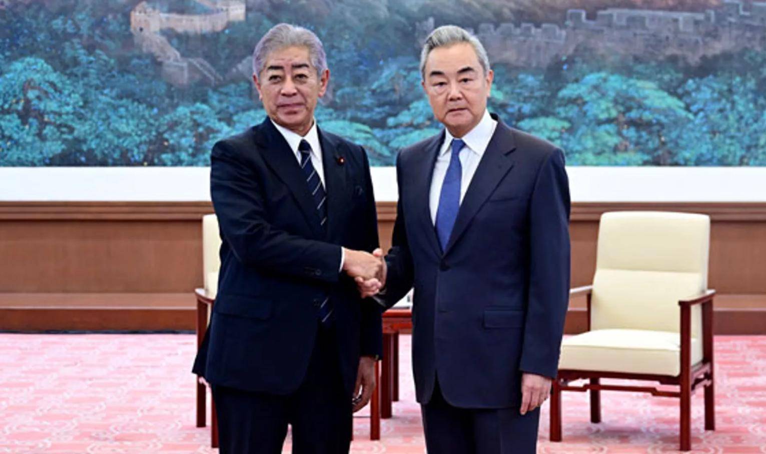 电竞足球盘口_中方言尽于此电竞足球盘口,日本如果不照做,很难有未来,高市早苗已经把人送进中国大门