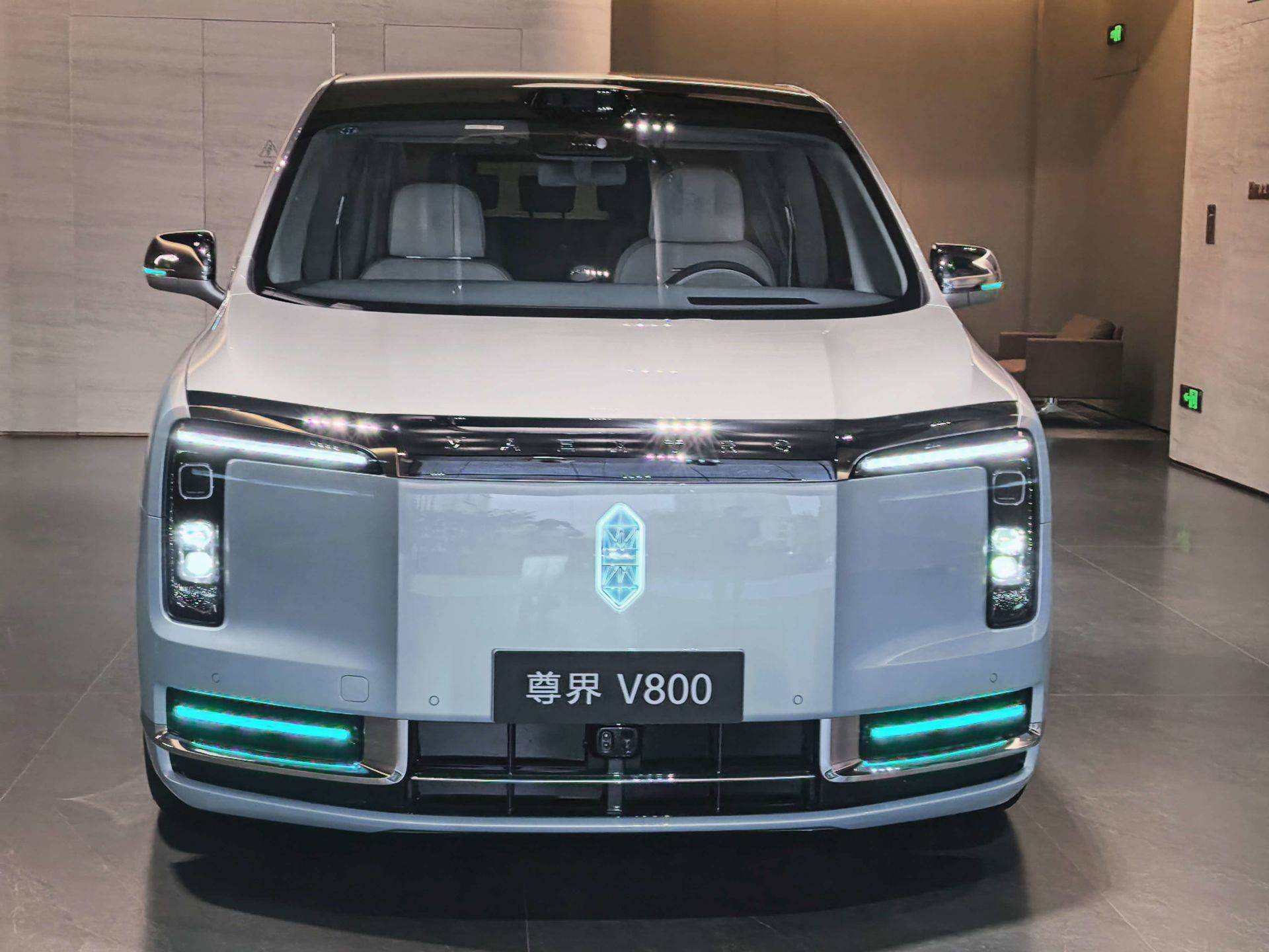 皇冠信用网正网_“尊界V800踏板支架断裂”事件追踪:门店销售称客流少了但无人退车皇冠信用网正网,专家建议排查供应商、检测与安装环节,“免费升级”方案细节仍待明确
