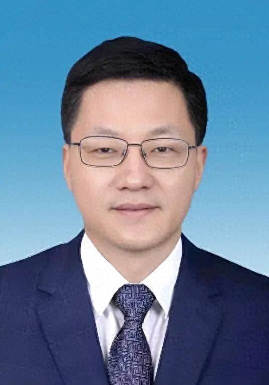 皇冠mos066
_南京市纪委原书记刘海涛皇冠mos066
,当选为南京市委副书记;曾任江苏省纪委常委、连云港市纪委书记、江苏省纪委副书记